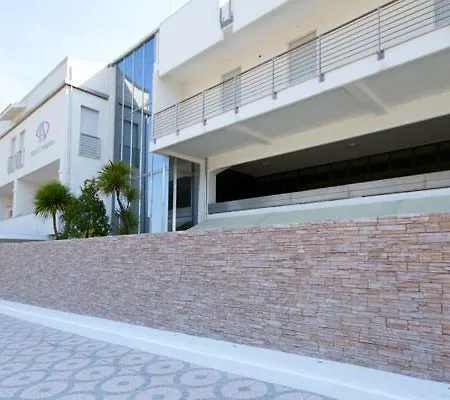 L'aragosta Hotel 3*
